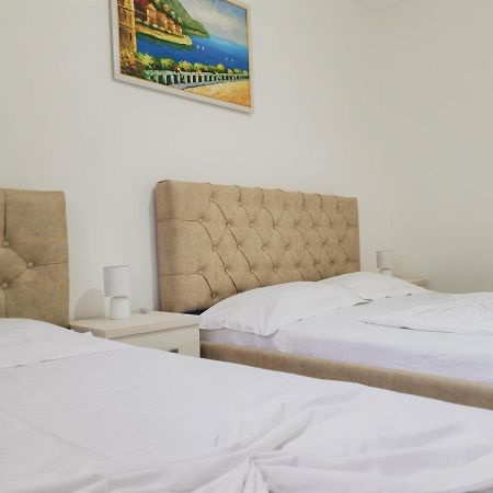 My Holiday House Hotel Durrës Kültér fotó