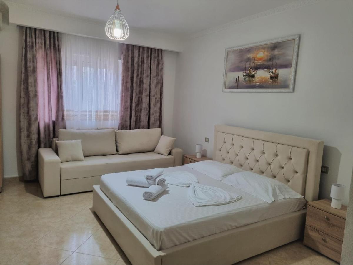 My Holiday House Hotel Durrës Kültér fotó
