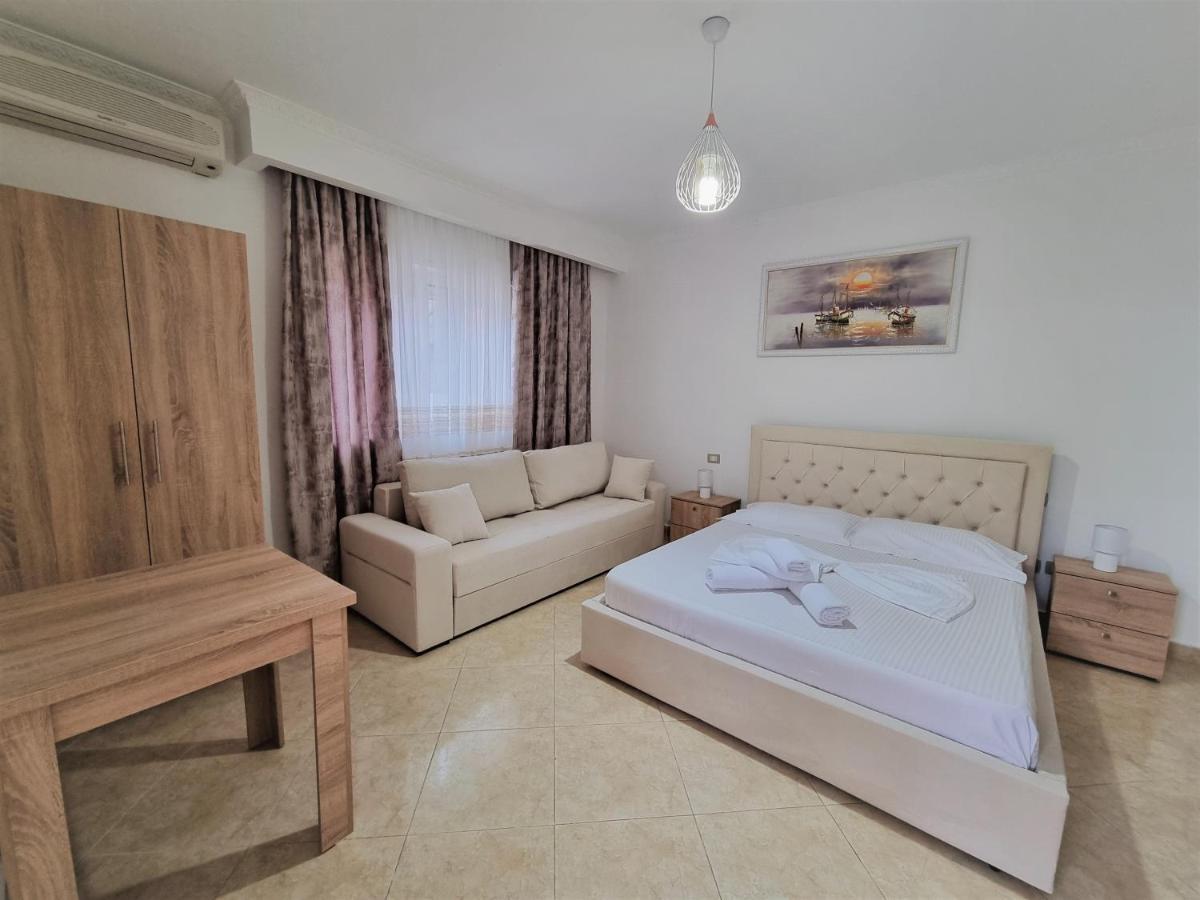 My Holiday House Hotel Durrës Kültér fotó