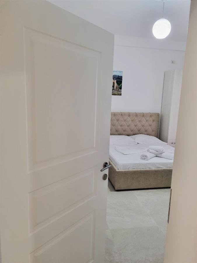 My Holiday House Hotel Durrës Kültér fotó