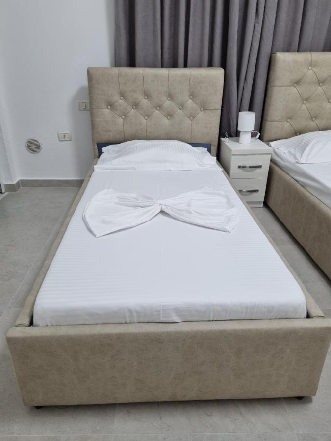 My Holiday House Hotel Durrës Kültér fotó