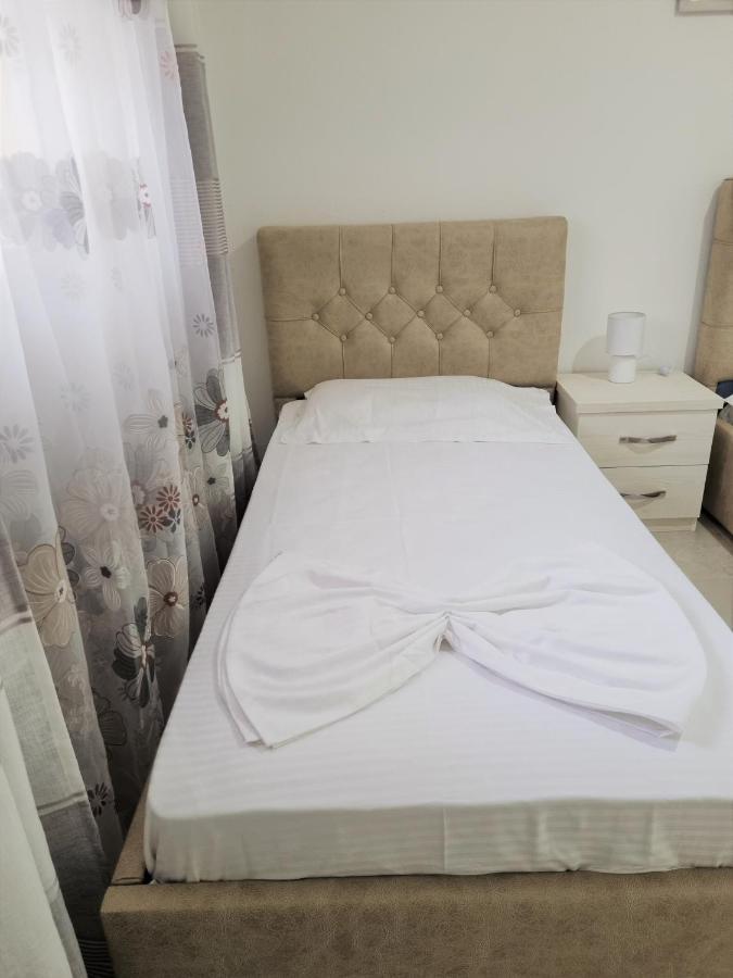 My Holiday House Hotel Durrës Kültér fotó
