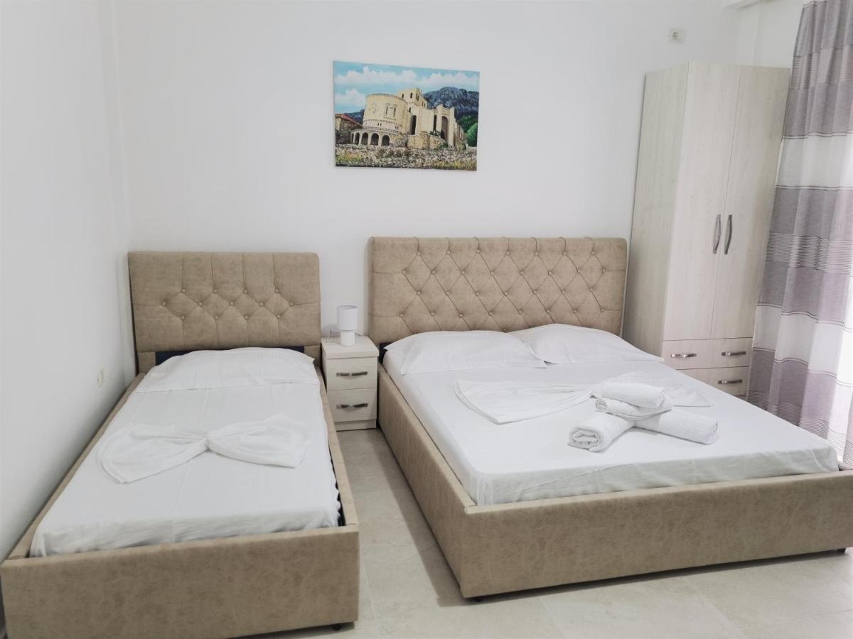 My Holiday House Hotel Durrës Kültér fotó