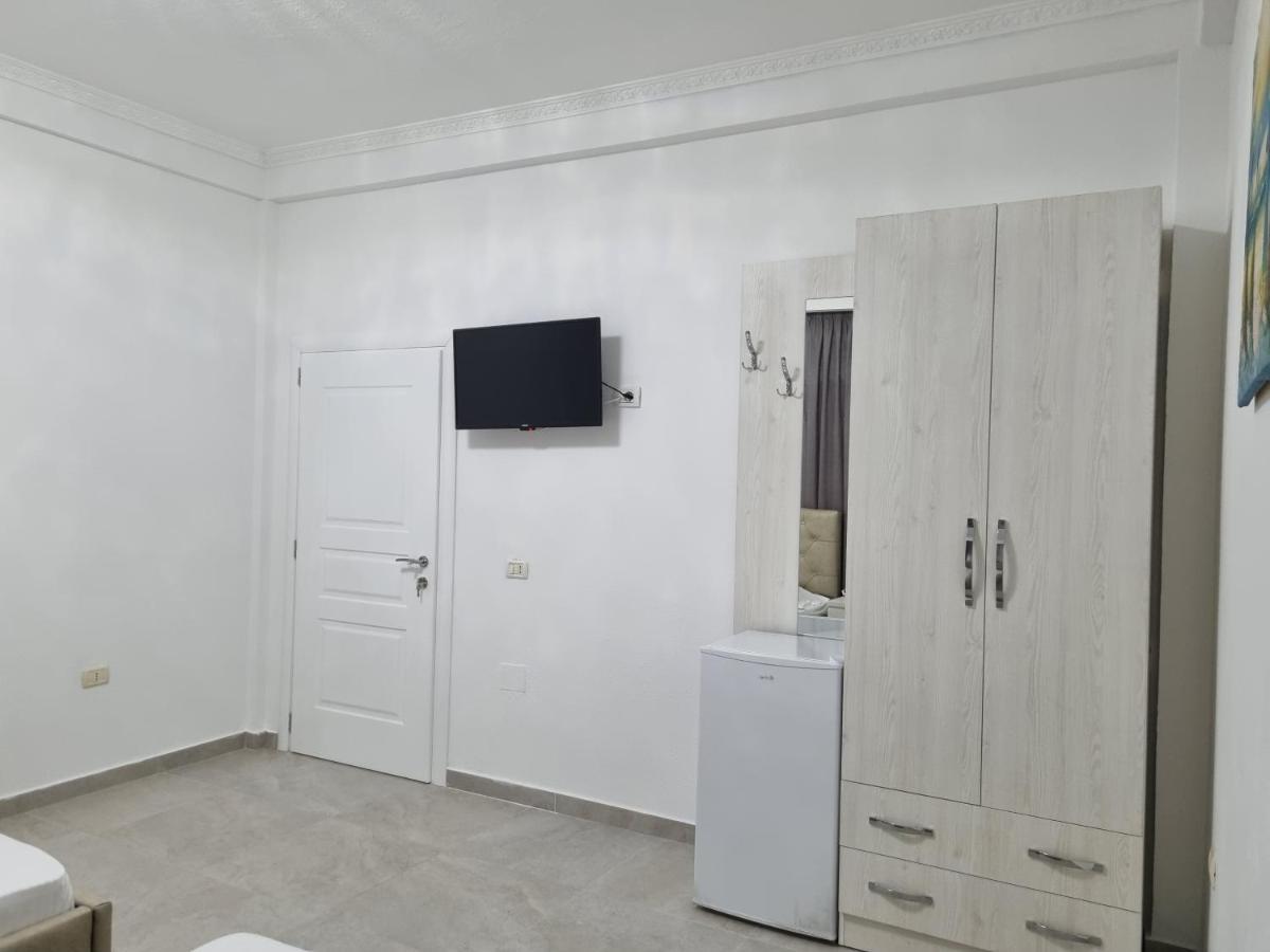 My Holiday House Hotel Durrës Kültér fotó