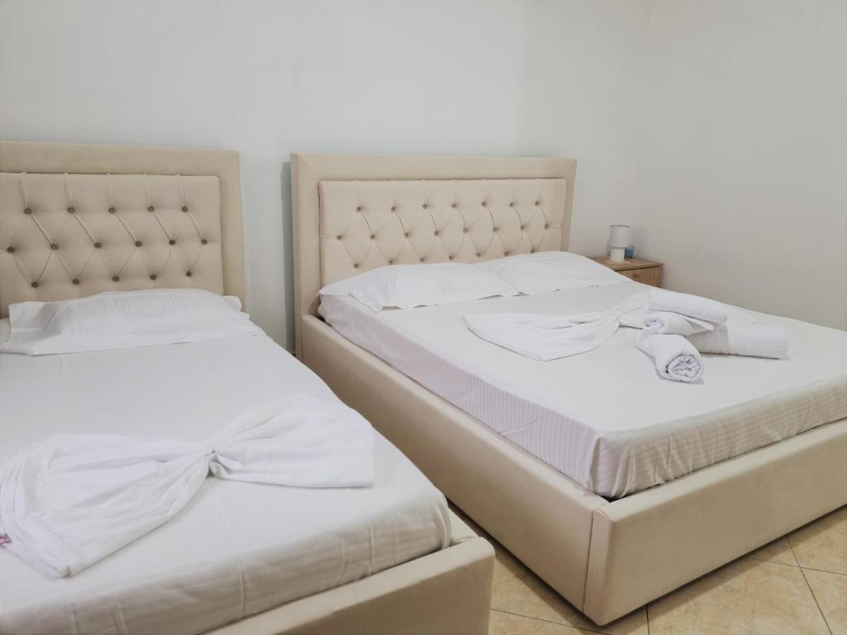 My Holiday House Hotel Durrës Kültér fotó