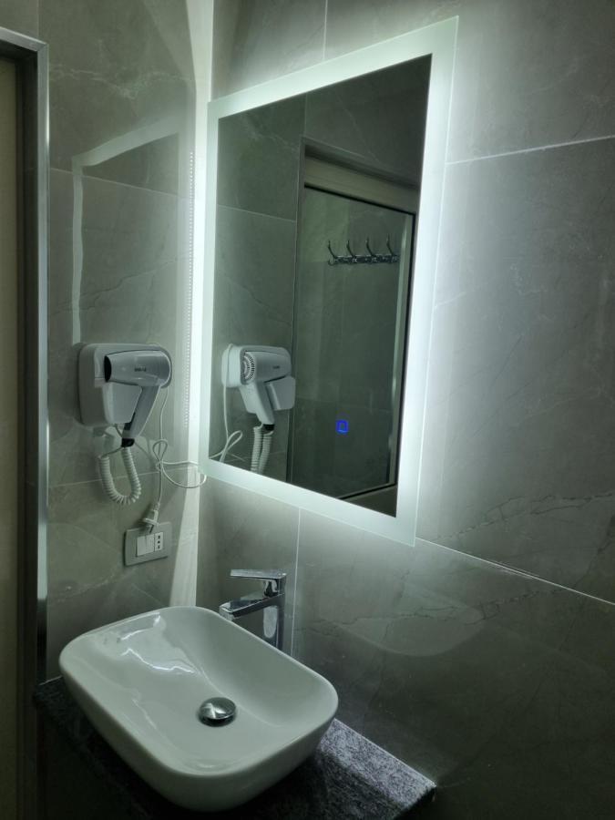 My Holiday House Hotel Durrës Kültér fotó