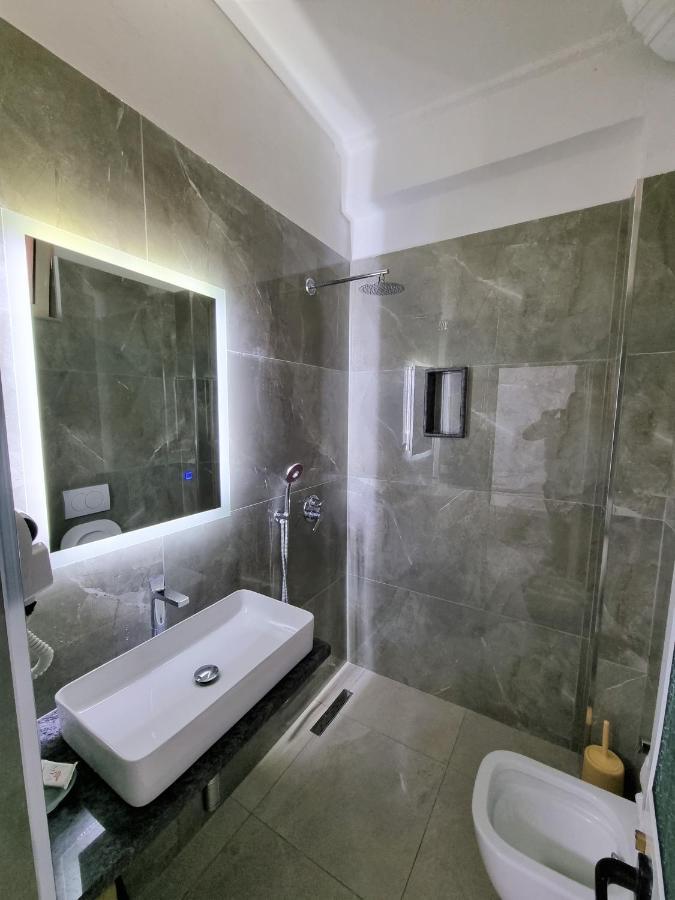 My Holiday House Hotel Durrës Kültér fotó